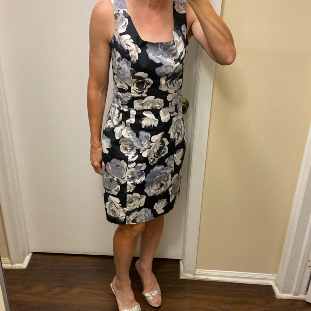 Express flowers print cotton dress